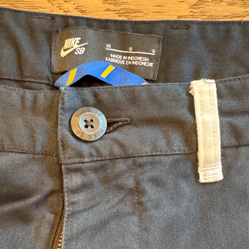 Nike SB black PANTS ***rare*** size 36